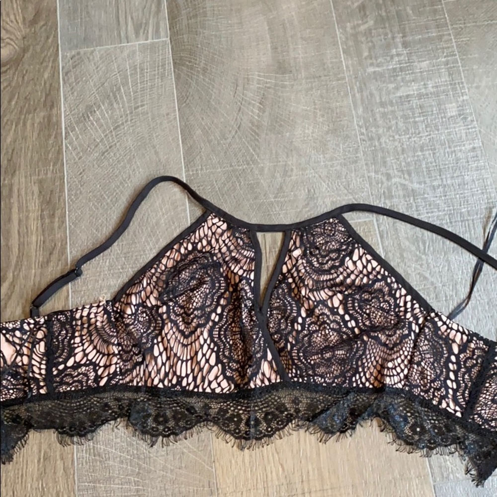 Lace crop top